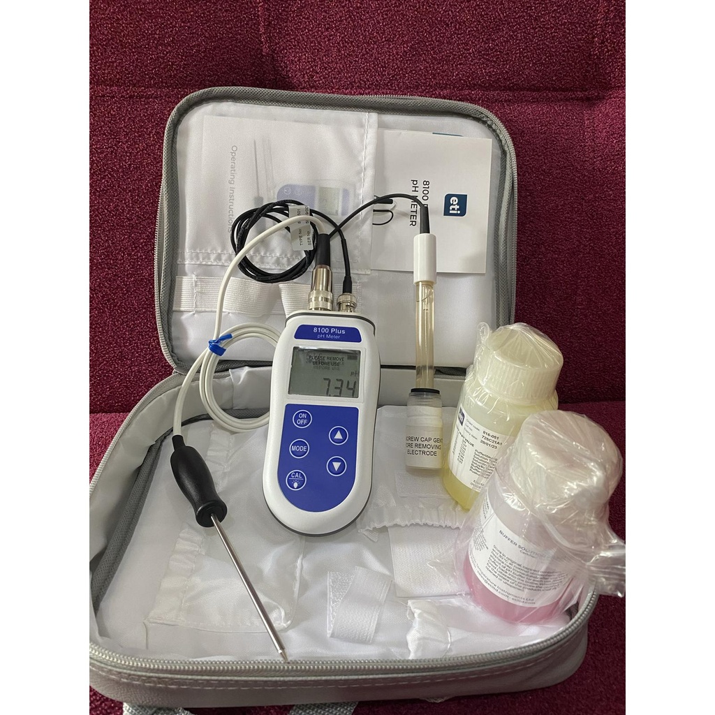 8100 Plus pH Meter Kit pH Temperature Kit 8100 Plus 860-820 ETI