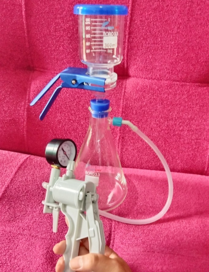 Set Glass Vacuum Filtration With Rubber Plus Hand Vacuum Pump Manual