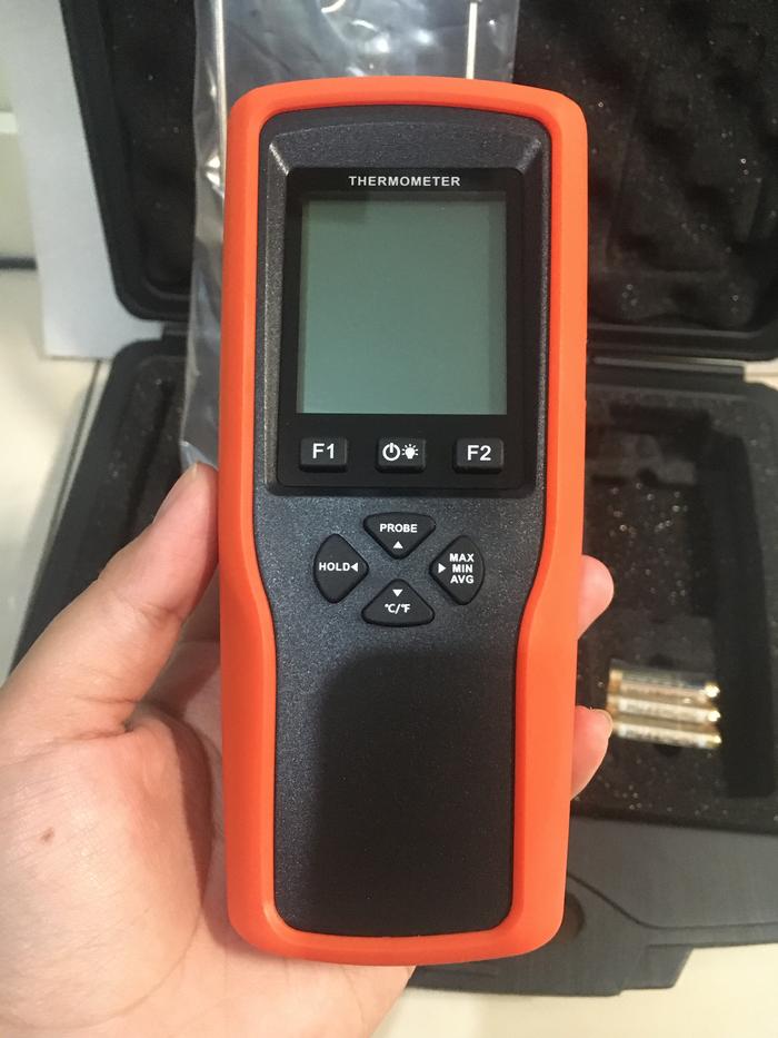 High Accuracy Thermometer Data Recorder YET-720L Yowexa with Probe