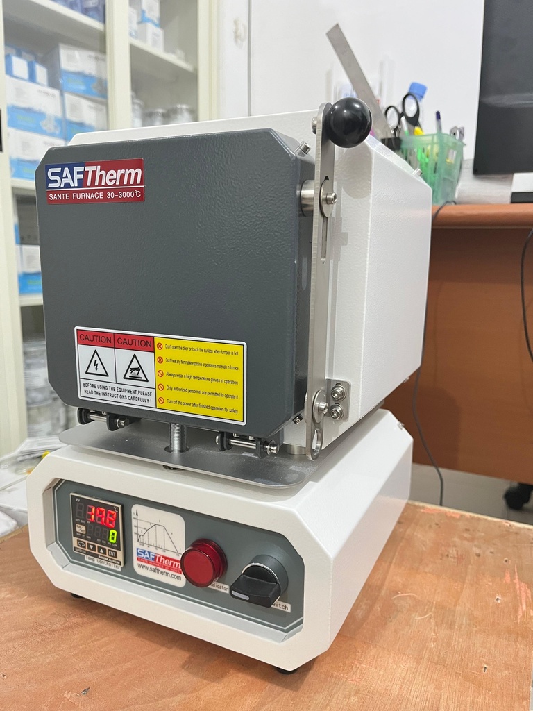 Mini Box Laboratory Muffle Furnace High Temp 1000 C Brand SAFTHERM Model No : STM-1-10
