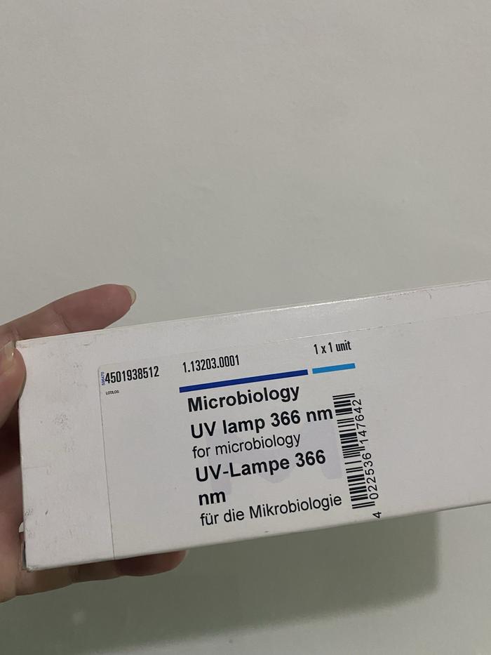 UV Lamp For Microbiology 366 nm Brand MERCK 1.13203.0001