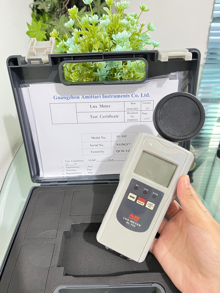 Lux Meter AL-162 Amittari