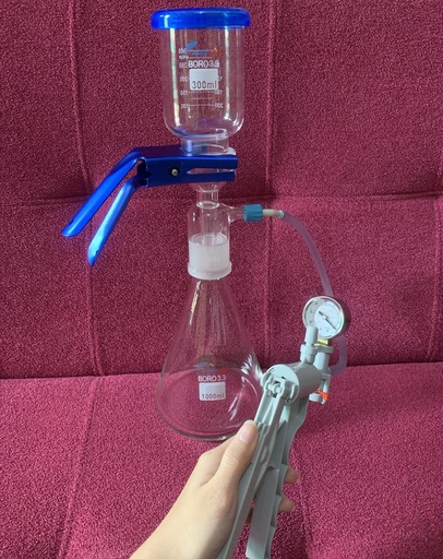 Set Vacuum Filtration Plus Handheld Vacuum Pump with Gauge