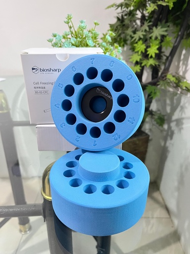 Cell freezing container for 12 x 2ml cryogenic vials